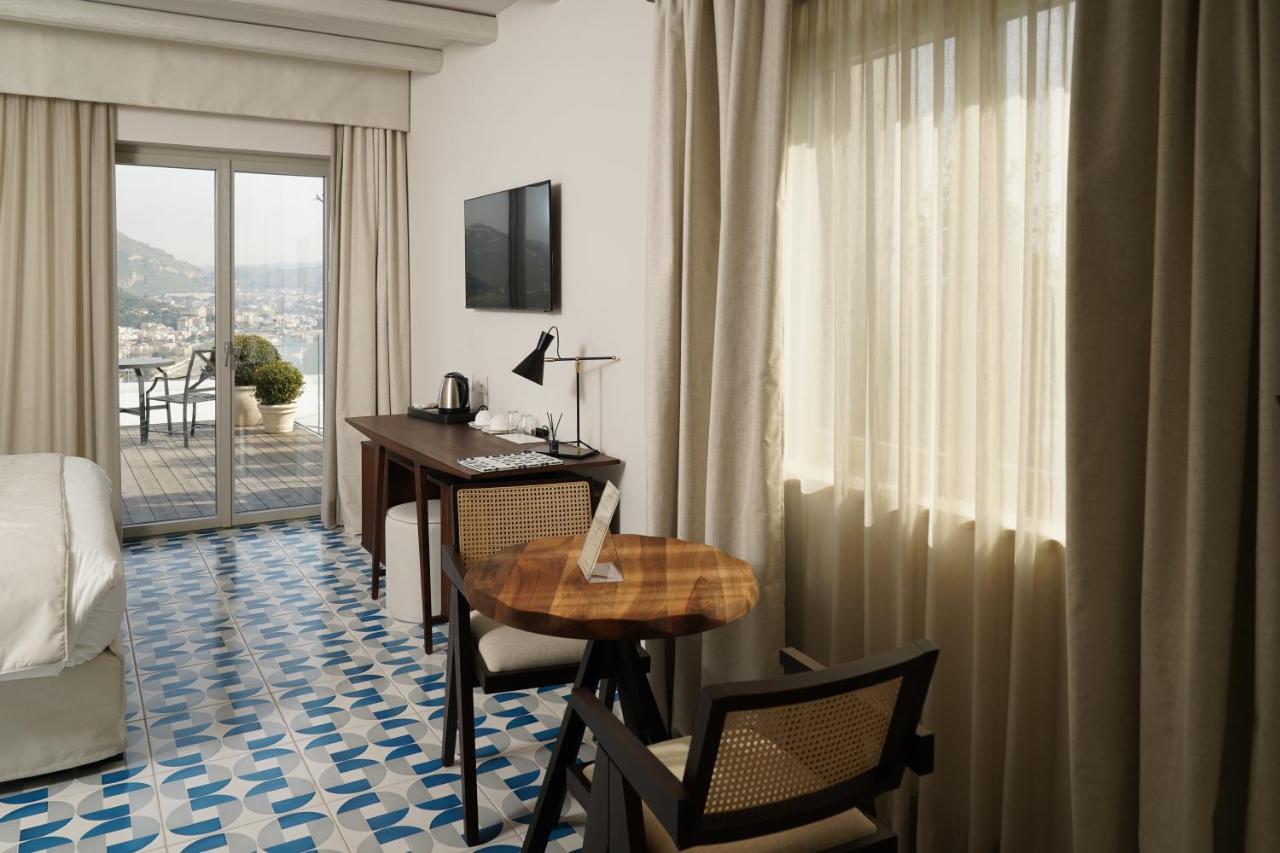 Dimora Dei Lari Hotel Bacoli Ngoại thất bức ảnh
